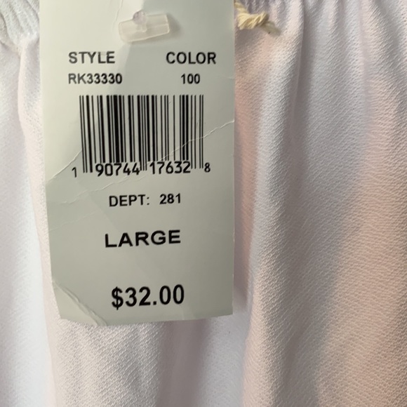 BNWT White Off the Shoulder Top - Picture 9 of 13